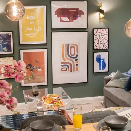 The Old Coach House: Luxurious Retreat Near Town Centre * Harrogate