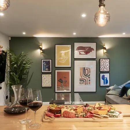 The Old Coach House- Luxury Detached Quite Stylish Whole House Short Walk From The Conference- Town Centre 度假居 哈罗盖特