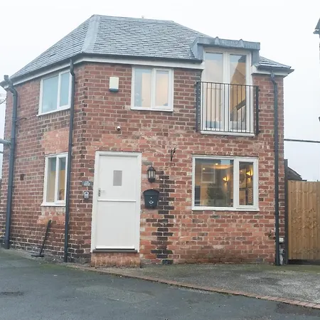 The Old Coach House- Luxury Detached Quite Stylish Whole House Short Walk From The Conference- Town Centre 哈罗盖特